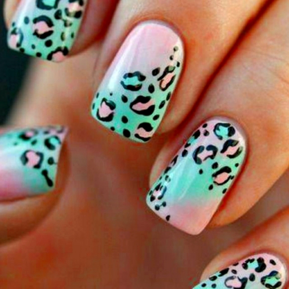 Meet your Posher, Alison - Picture 2 of 8